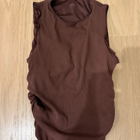Alo Brown Ribbed Top size small - Picture 4 of 6